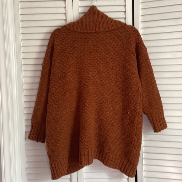 Burnt Orange oversized sweater - Picture 5 of 5